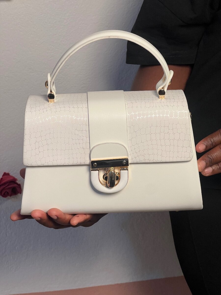 Sac à main élégant en cuir