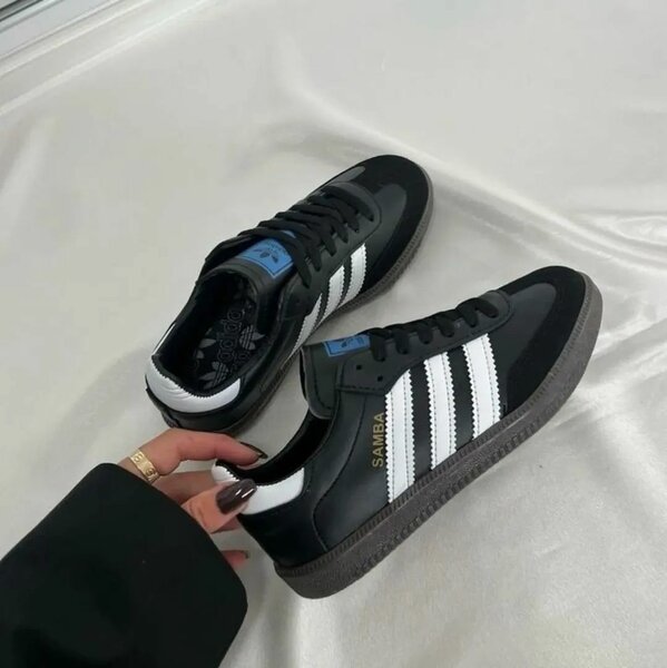 Baskets noires Adidas Samba