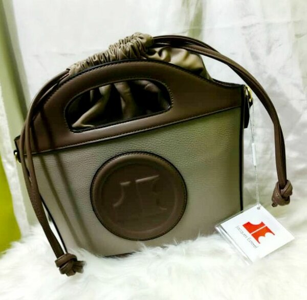 Sac cabas en cuir élégant