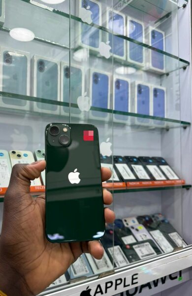 iPhone 13 Vert Neuf