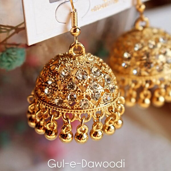 Traditional basic jhumkas