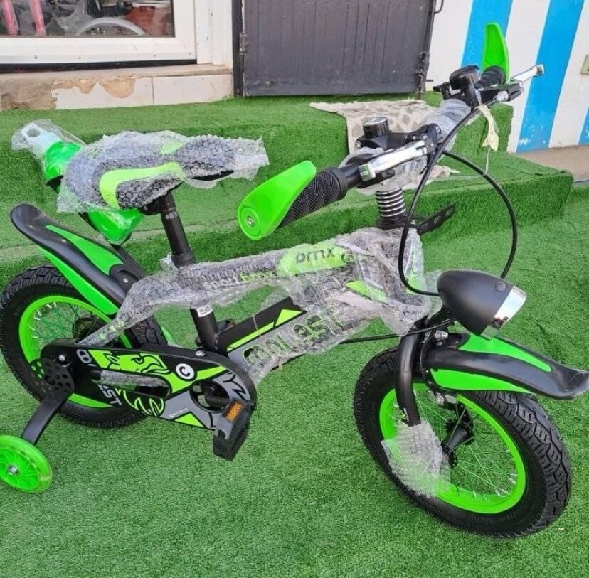 Vélo VTT pour enfants de 4 a 8 ans