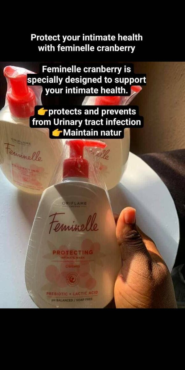 Feminelle Protecting Intimate Wash with Cranberry