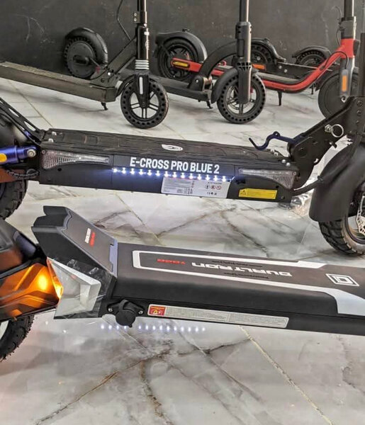 Trottinette Électrique E-Cross Pro