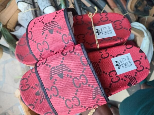 Fashionable luxury men stepper slide