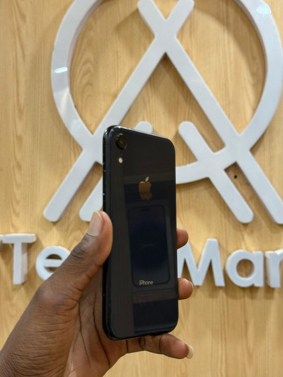 iPhone XR Noir 64GB Débloqué