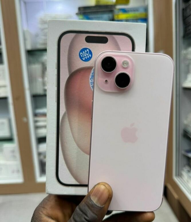 Smartphone dernier modèle rose