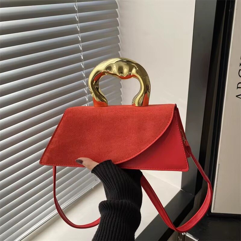 Sac à main élégant en daim