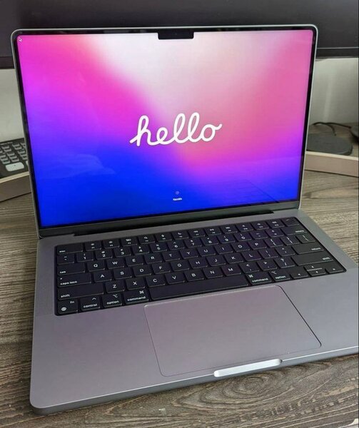 MacBook Pro Retina 14"