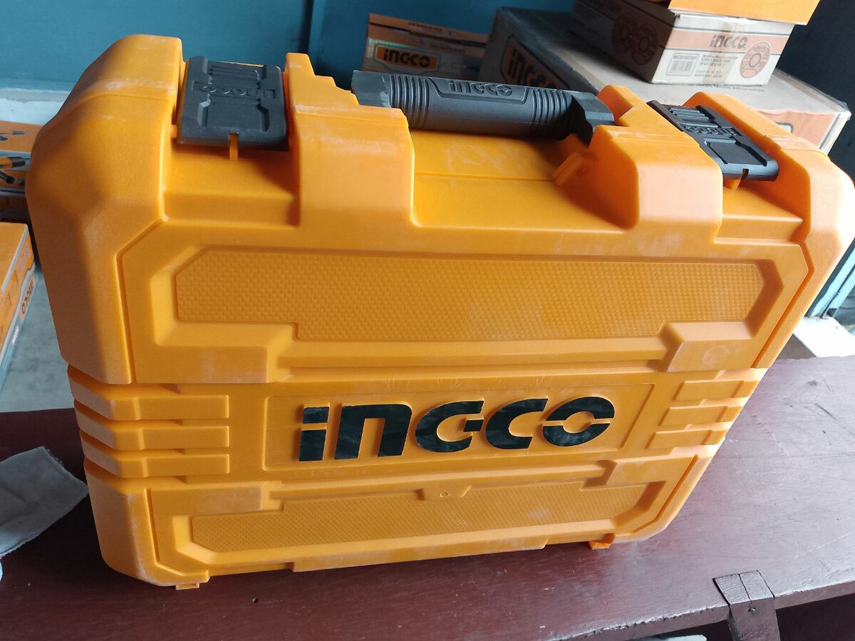 Chargeable cordless Angle Grinder with accessories