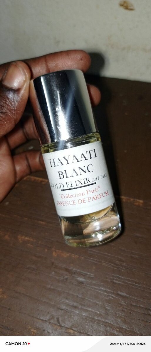 Parfum Essences Élégants