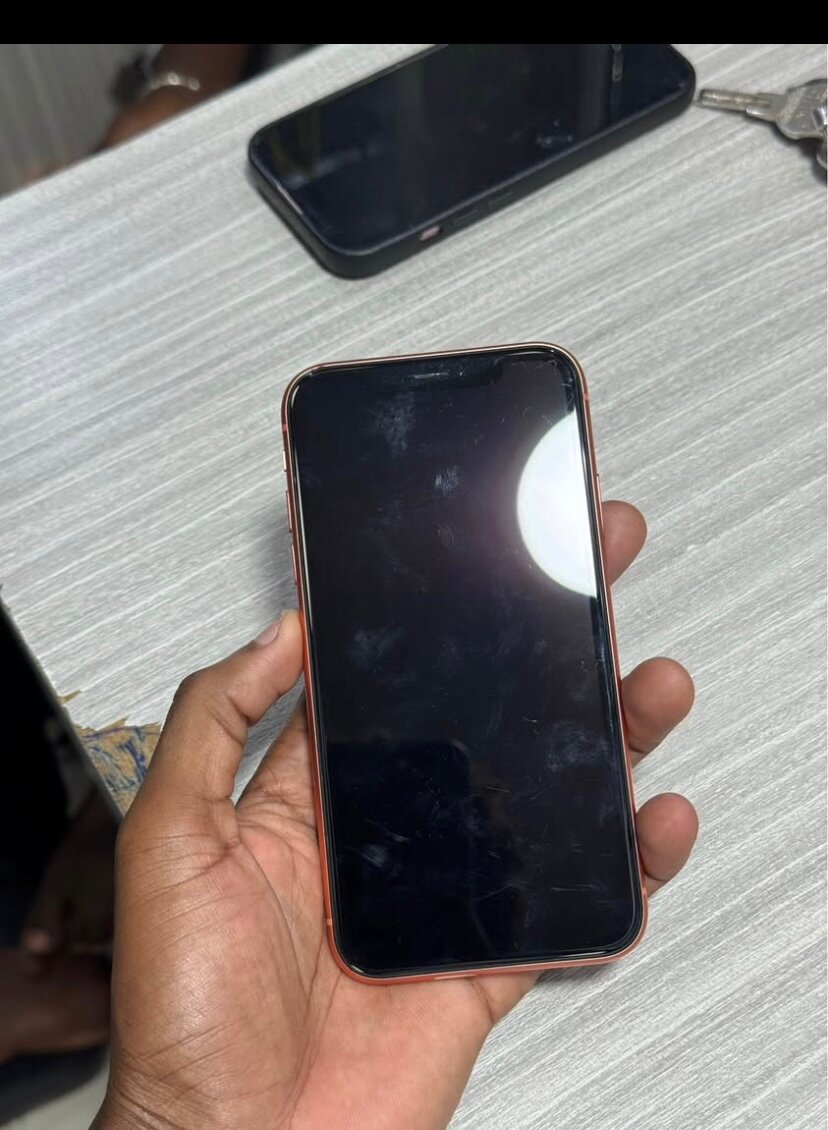 iPhone XR 64Go Corail