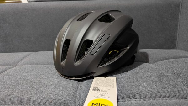 шлем SPECIALIZED Mips