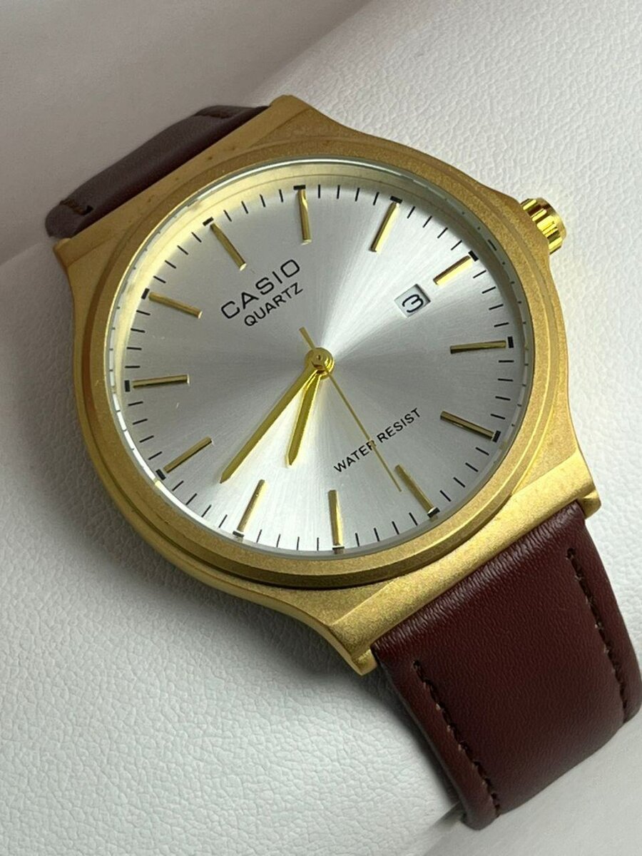 Montre Casio Quartz Élégante
