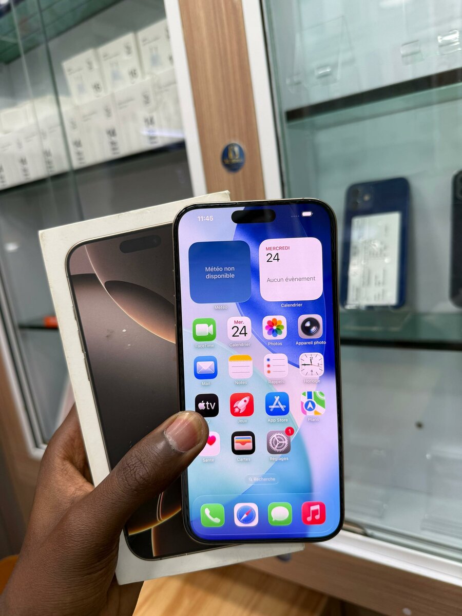 iPhone 16pro Max 256Go CE