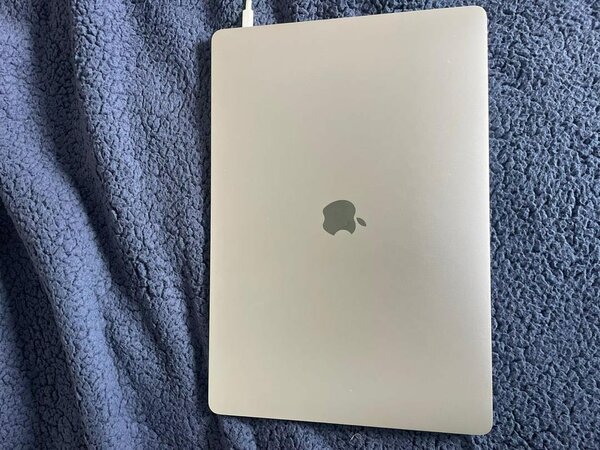 MacBook Pro 2019