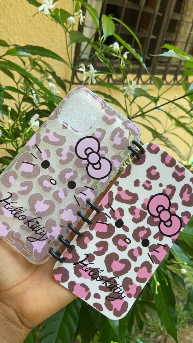 Coque iPhone Hello Kitty Léopard