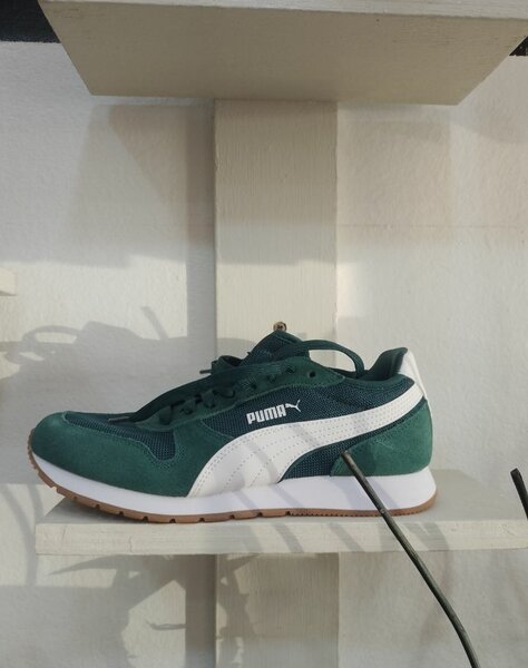 Puma Classic Retro Sneakers