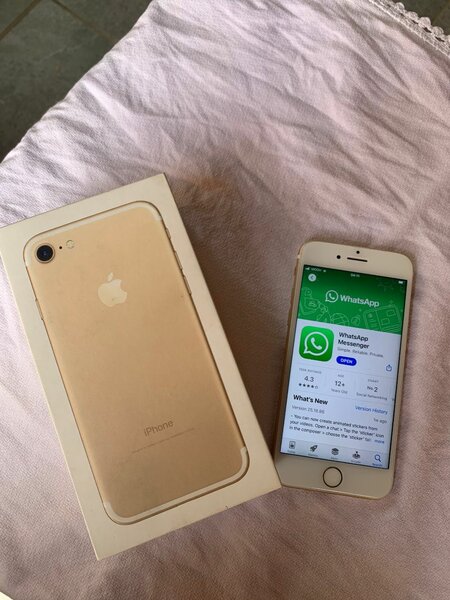 Gold iPhone 7