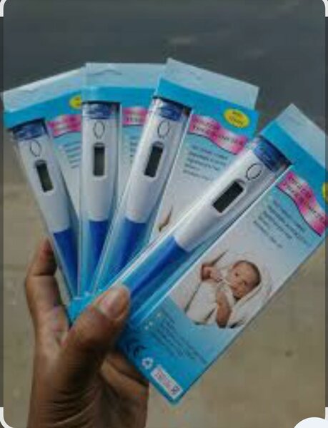 Thermomètre numérique bébé