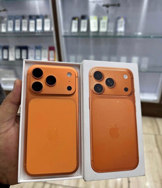iPhone 17Pro Max Orange
