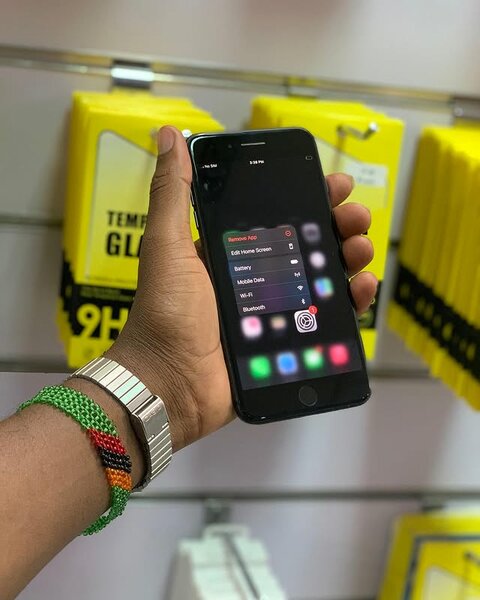 BRAND NEW IPHONE 🍏 pro 