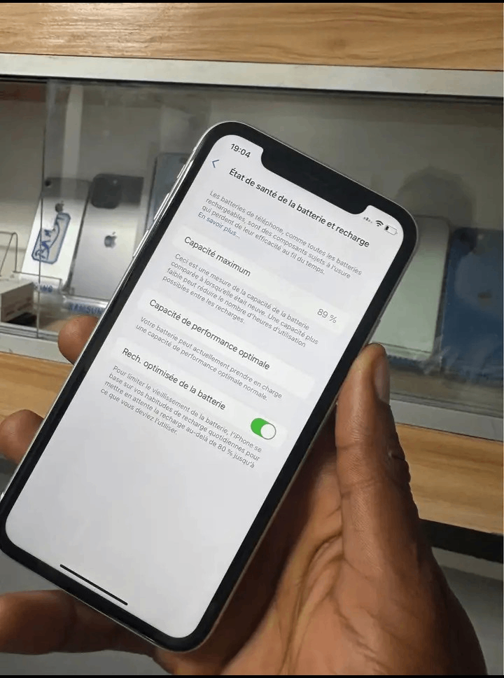 iPhone XR Blanc 64 Go Débloqué