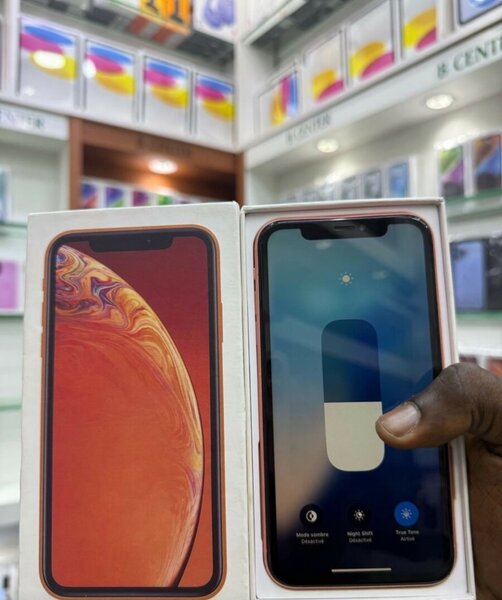 iPhone XR 64Go  Rouge