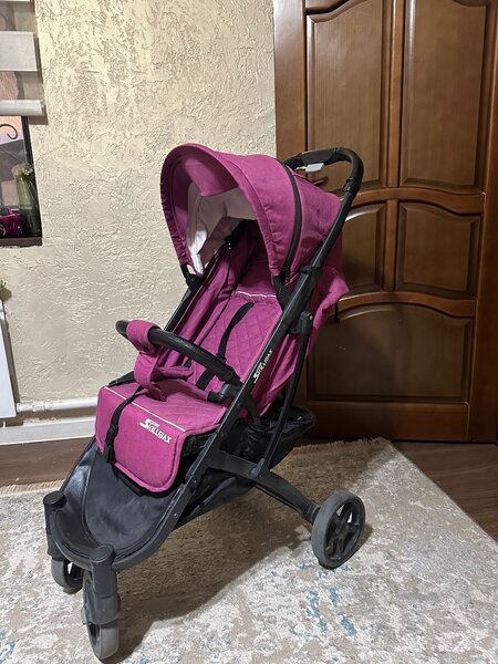 Коляска от фирмы Skillmax