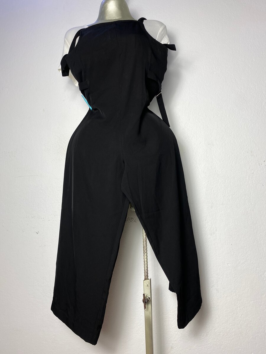 Combinaison noire élégante