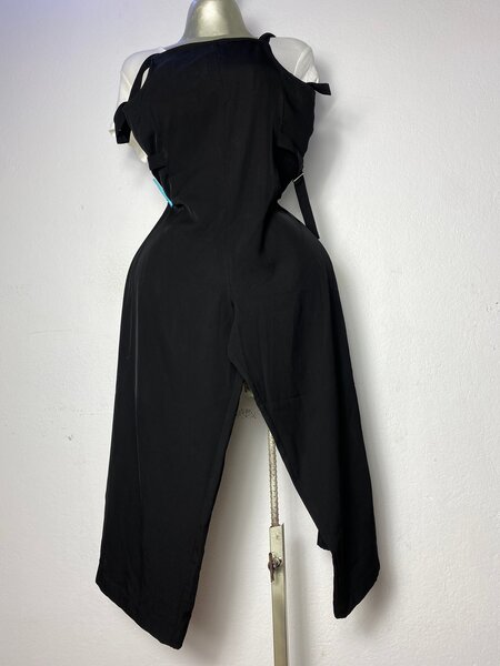 Combinaison noire élégante