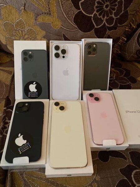 neuf disponible état très propre   iPhone 7 32g :  iP