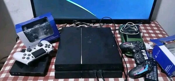 Console de Jeu avec Manettes