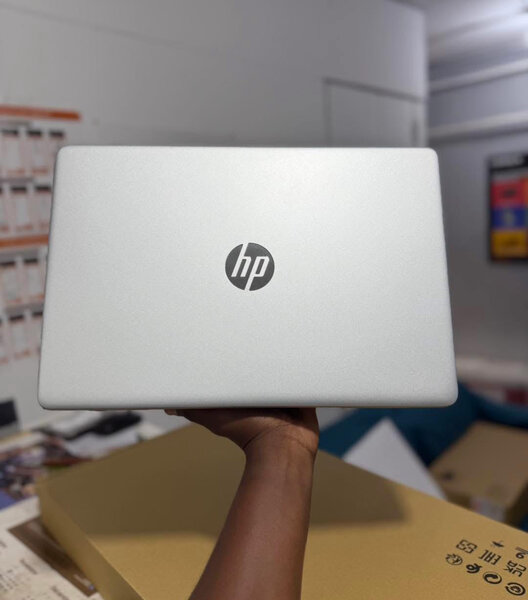 HP Laptop 15-eq2xxx  Ryzen 5