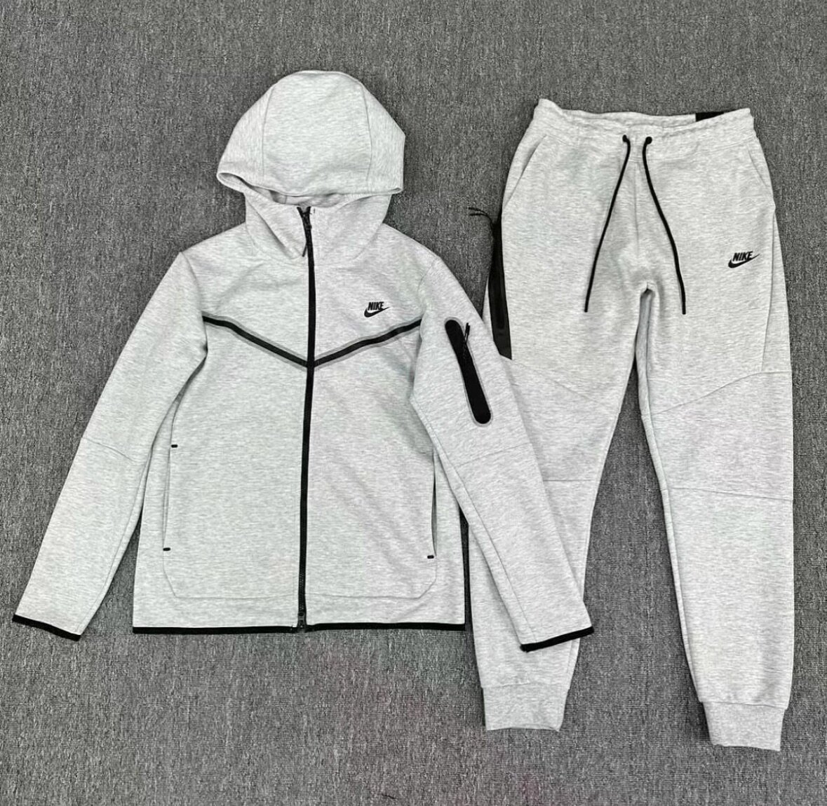 Nike tech fleece