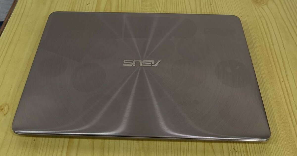 ✓ASUS UX310UQK CORE I7 7TH GEN