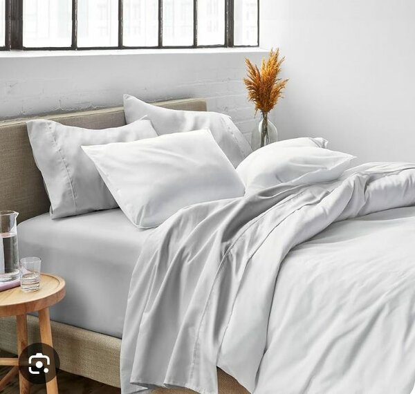 Luxurious White Bed Sheets