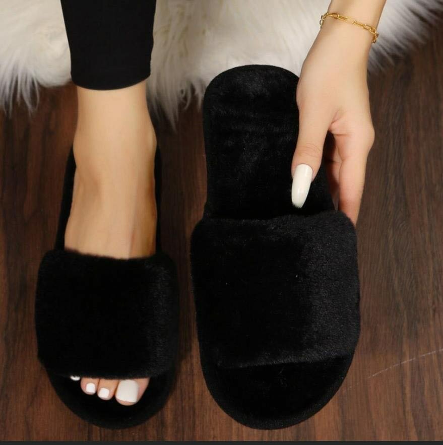 Ladies slippers