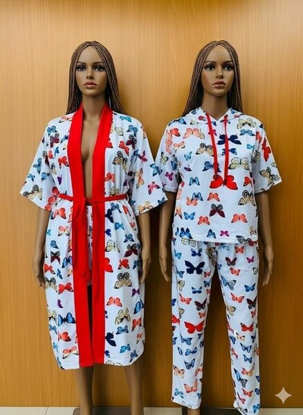Pyjama et Peignoir Papillon