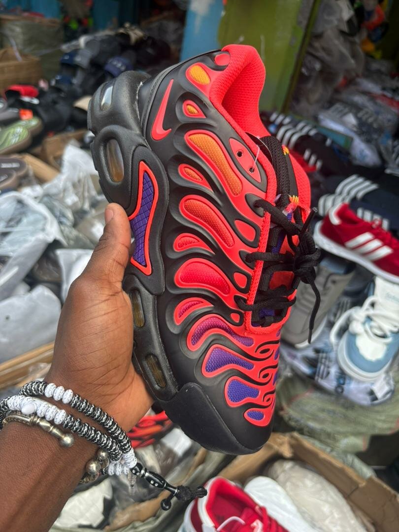 Chaussure homme NIKE TN