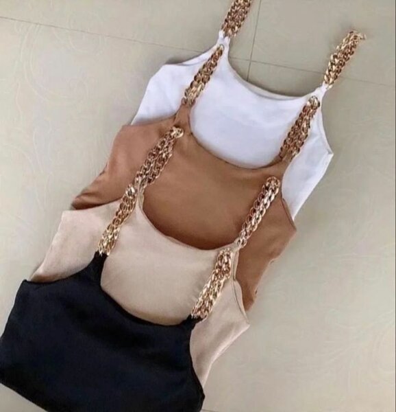 Tops courts pour femme tendance