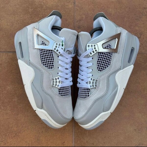 Jordan 4