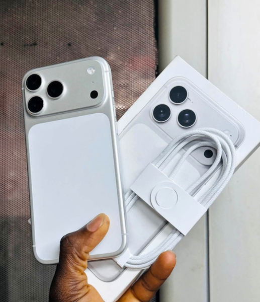 Smartphone moderne avec accessoires