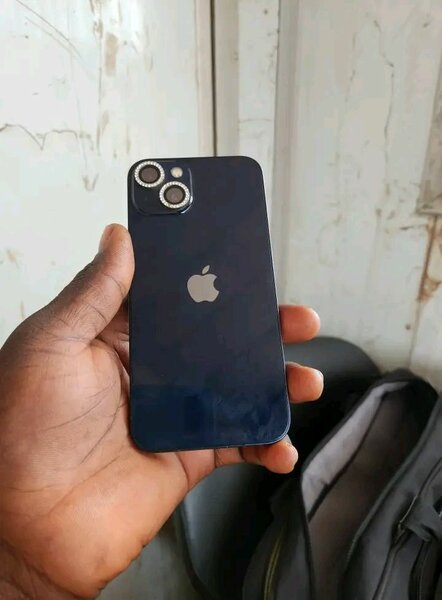 iPhone 13 Noir 128 Go