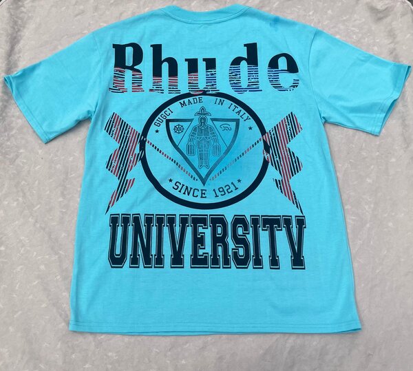 T-shirt graphique moderne