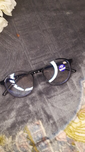 Lunettes anti-lumière bleue élégantes