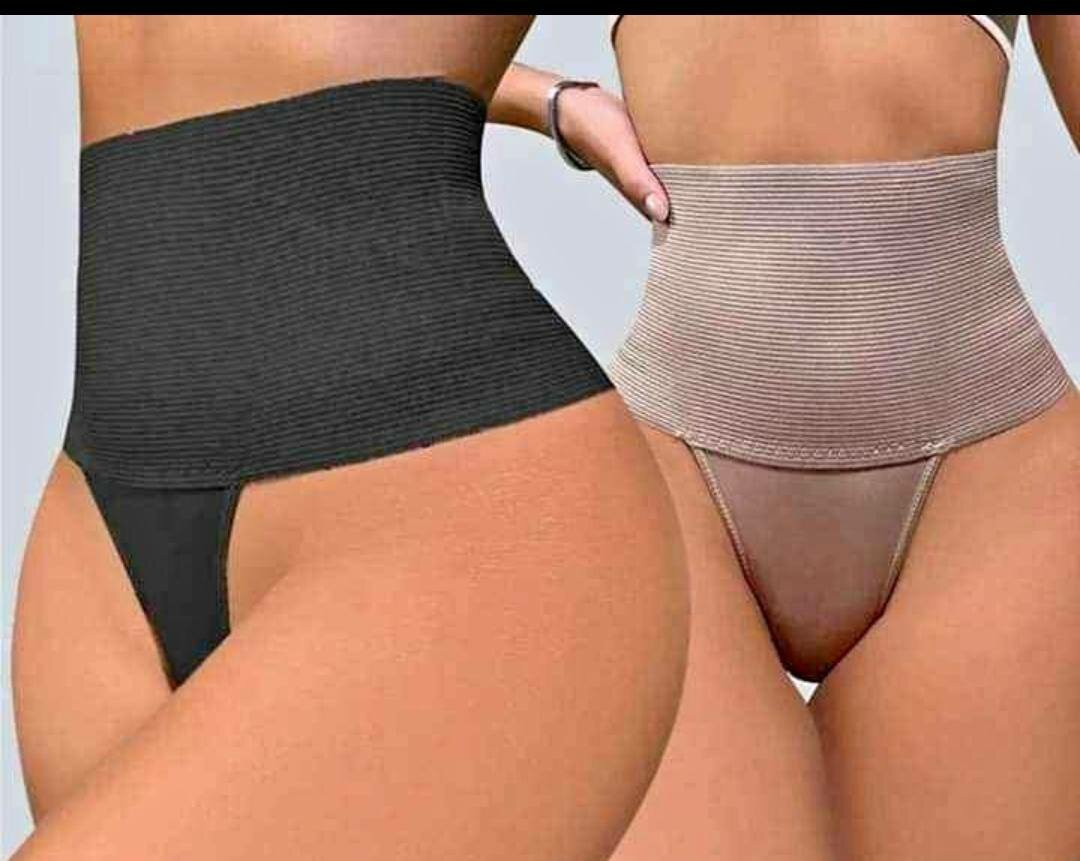 Culottes gainantes et soutien-gorge