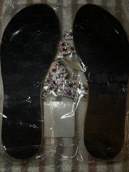 Sandales perlées élégantes