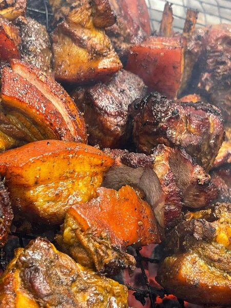 Grillades de porc savoureuses