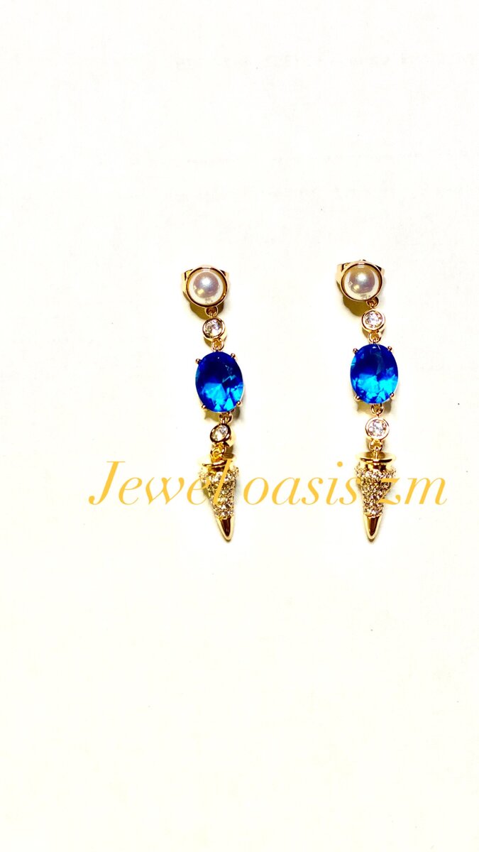 Ladies earrings